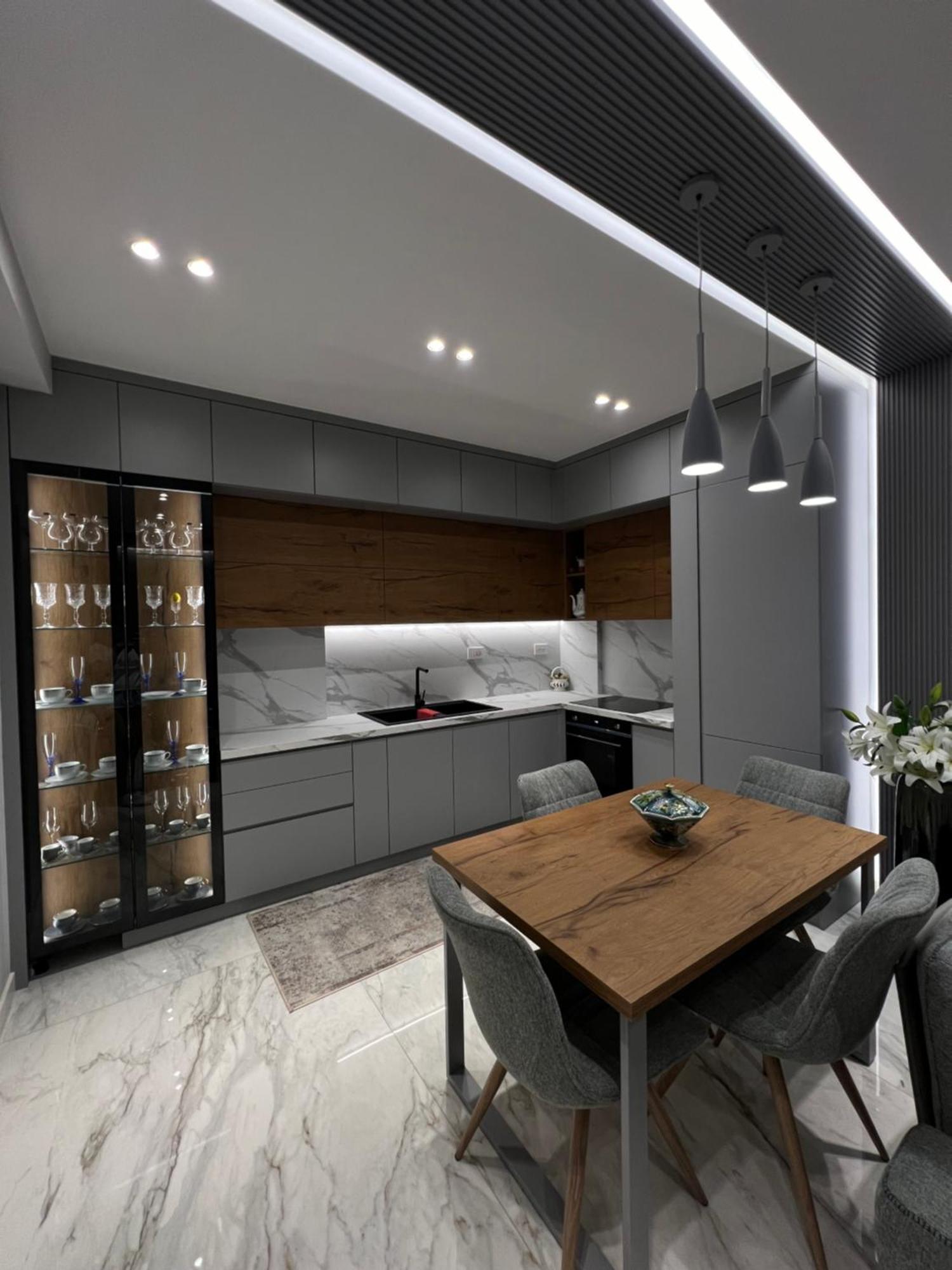 Apartment Realm *